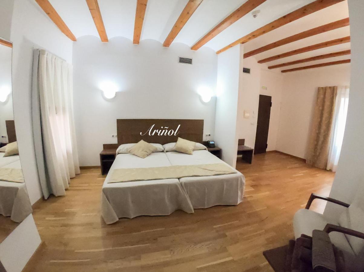Hotel Baron Andilla Valdealgorfa ภายนอก รูปภาพ