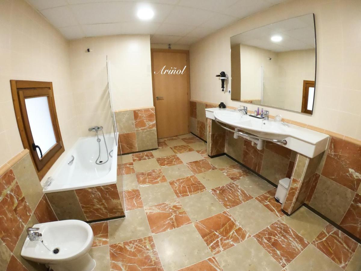 Hotel Baron Andilla Valdealgorfa ภายนอก รูปภาพ