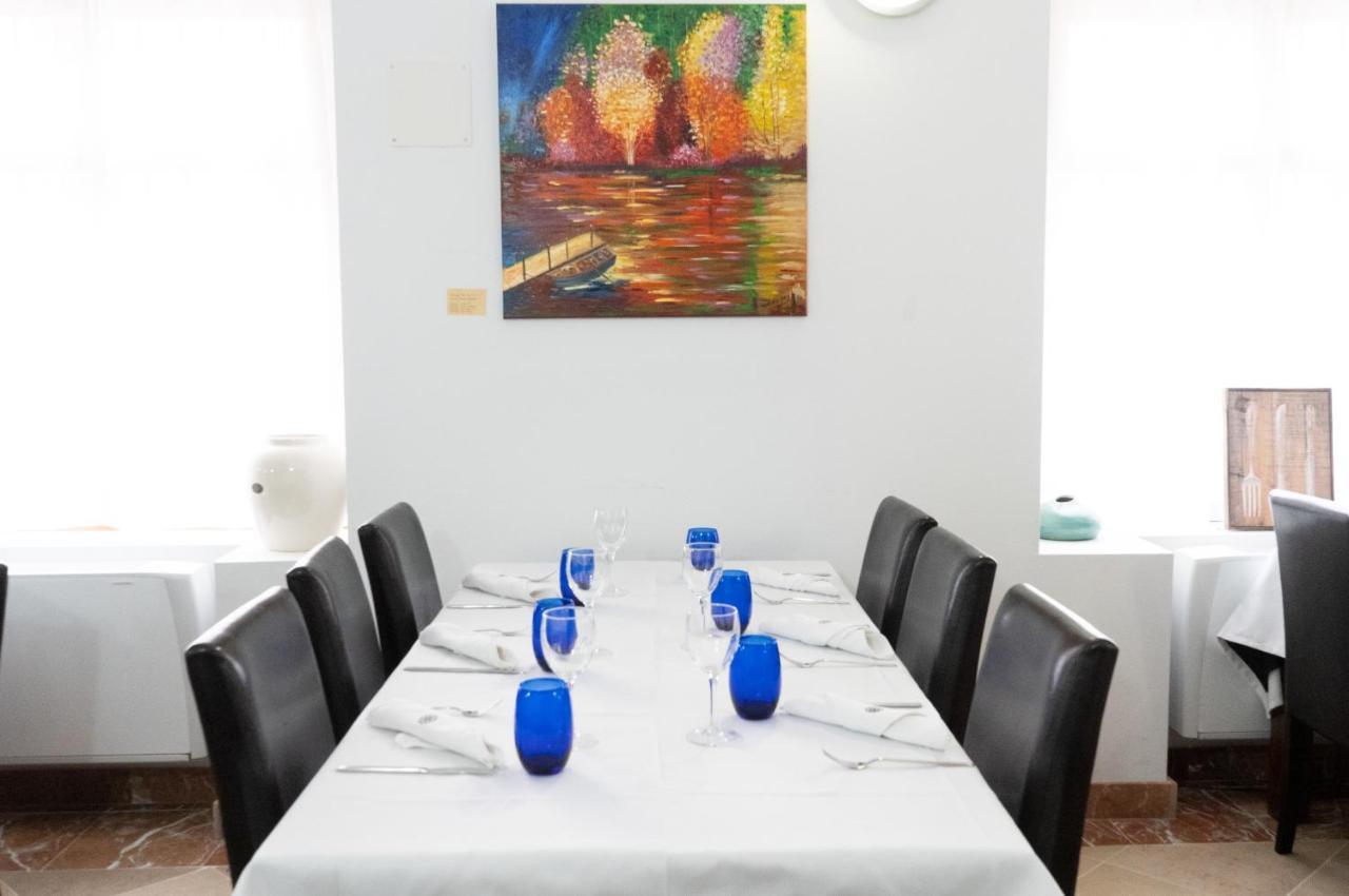 Hotel Baron Andilla Valdealgorfa ภายนอก รูปภาพ