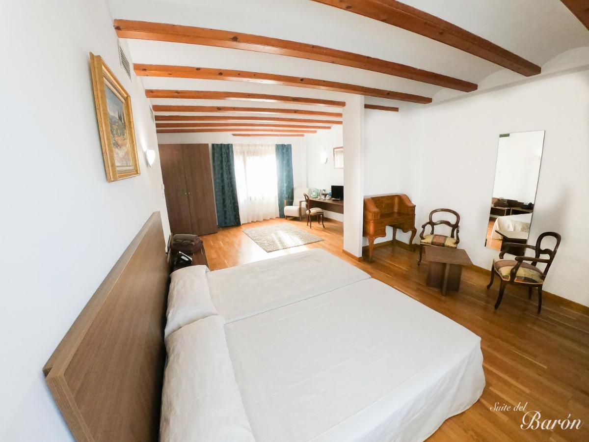 Hotel Baron Andilla Valdealgorfa ภายนอก รูปภาพ