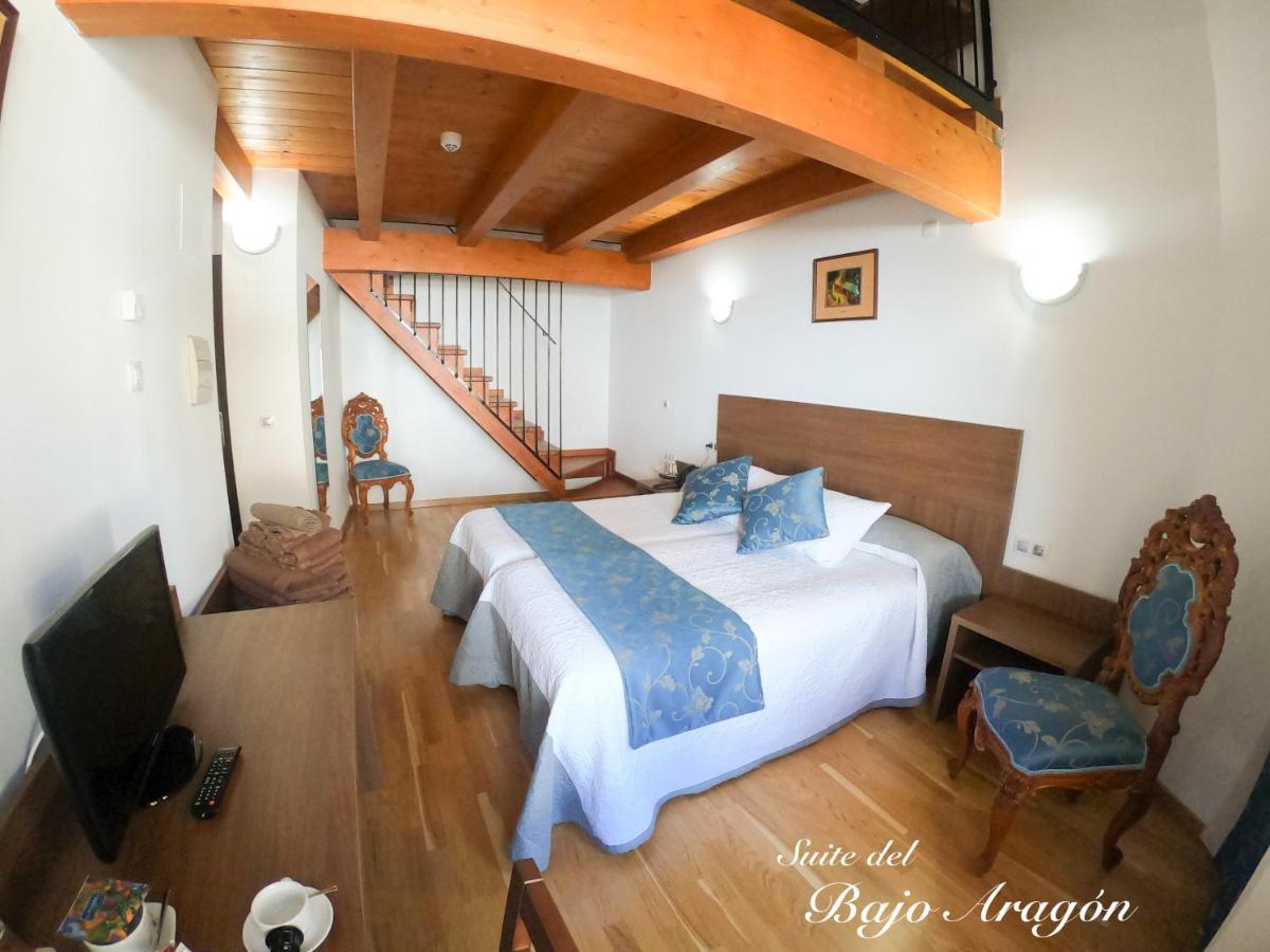 Hotel Baron Andilla Valdealgorfa ภายนอก รูปภาพ